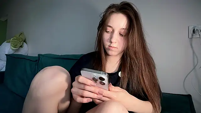 monnymoonn online show from 25, 2, 2026