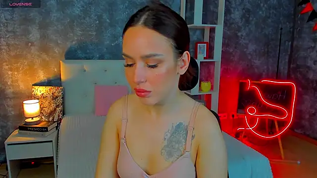 tina xx tina online show from 10, 4, 2026