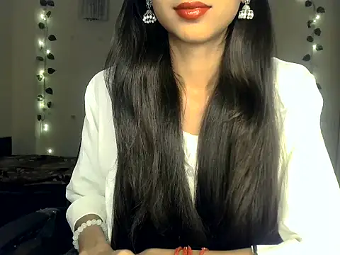 SIKSHA SINGH online show from 24, 4, 2026