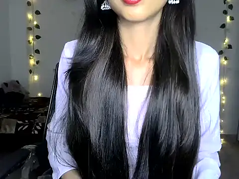 Snapshot of SIKSHA_SINGH chatting on 27, 5, 2026 SIKSHA SINGH online show from 27, 5, 2026