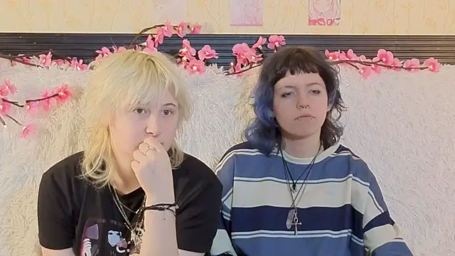 May leaf online show from 12, 3, 2026