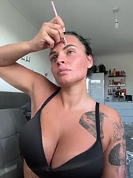 Destinylovex online show from 18, 4, 2026