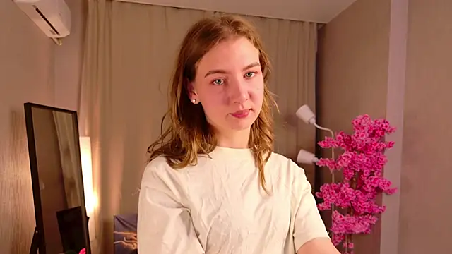 PinkClou9 online show from 17, 4, 2026