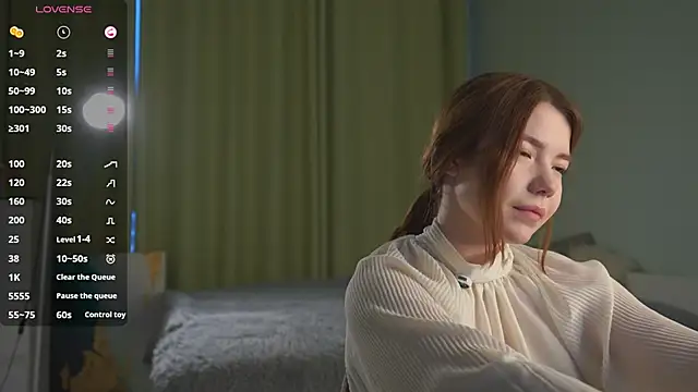 AyakoHuezo online show from 8, 3, 2026