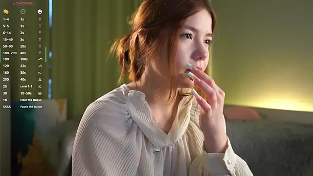 AyakoHuezo online show from 13, 3, 2026