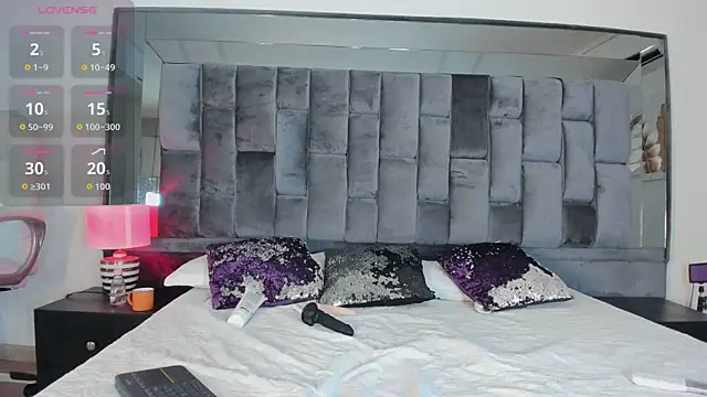 Salem Smith  online show from 9, 4, 2026