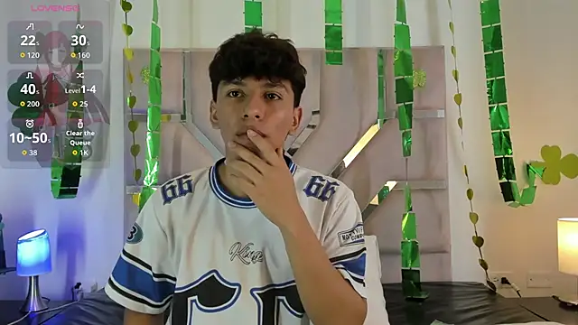 Snapshot of Angel_Lux chatting on 5, 3, 2026 Angel Lux online show from 5, 3, 2026