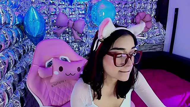 lala cherry online show from 6, 4, 2026