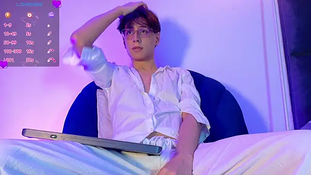 lui x dust online show from 25, 4, 2026