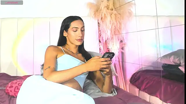 VelvetEstefa online show from 26, 4, 2026