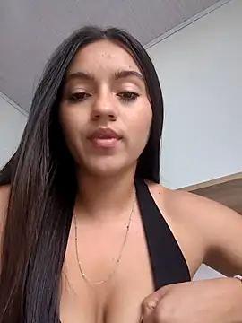 DulceCaroX online show from 24, 7, 2026