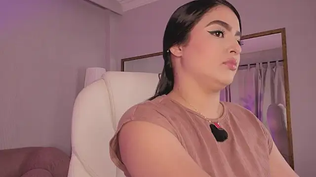 Stephany Harlot online show from 24, 3, 2026