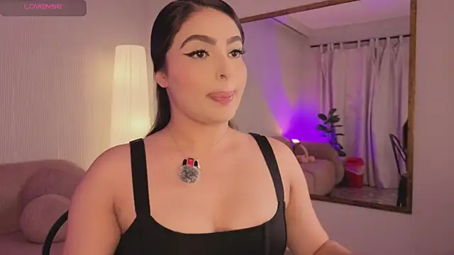 Stephany Harlot online show from 22, 4, 2026