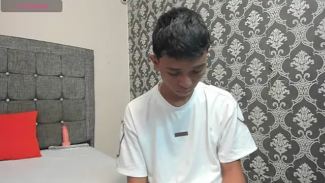 Little Twink19x online show from 13, 3, 2026