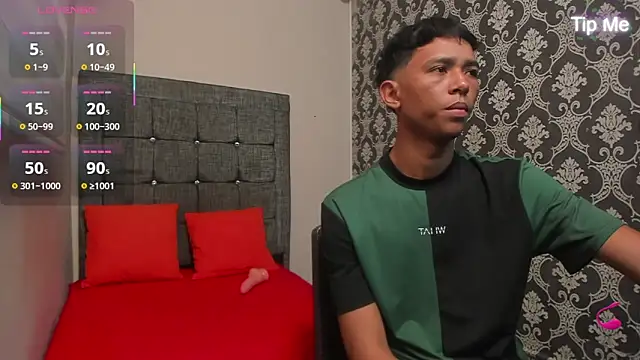 Little Twink19x online show from 26, 4, 2026