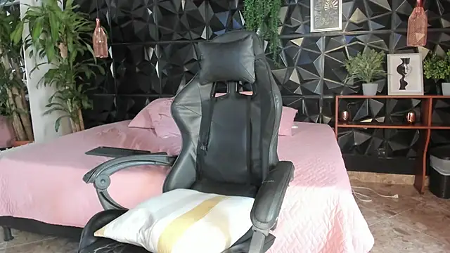 Jeremy wallker online show from 20, 4, 2026