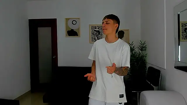 crazyhouse01 online show from 5, 3, 2026