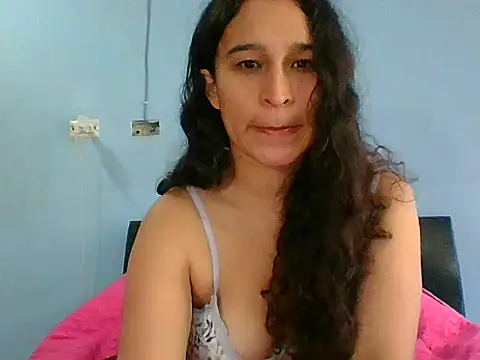 scarlettscottx  online show from 24, 4, 2026