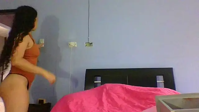 Snapshot of scarlettscottx_ chatting on 17, 5, 2026 scarlettscottx online show from 17, 5, 2026