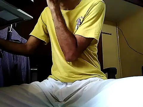 Snapshot of sub_slave_indi chatting on 23, 10, 2025 sub slave indi online show from 23, 10, 2025