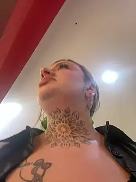 Eliee Roth online show from 6, 3, 2026