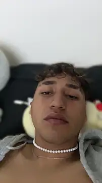 Alejandroml2 online show from 8, 4, 2026