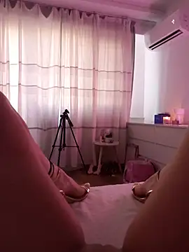 LauraDelightX online show from 29, 6, 2026