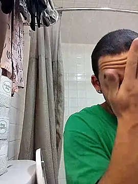 momo0208 online show from 8, 3, 2026