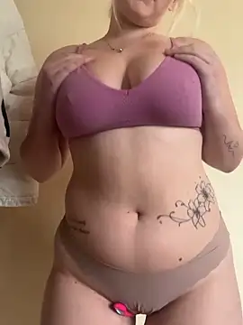 sluttyrubiee online show from 5, 5, 2026
