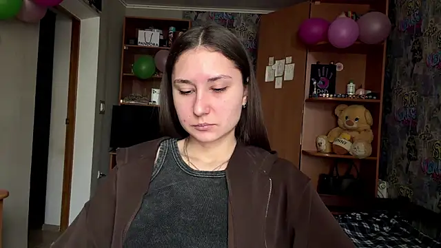 poly princess online show from 18, 3, 2026