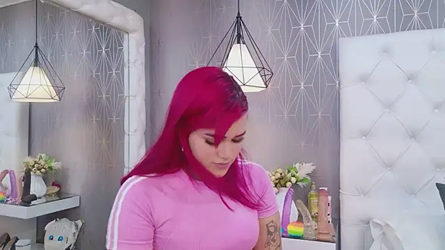 CherryTayloor online show from 25, 4, 2026