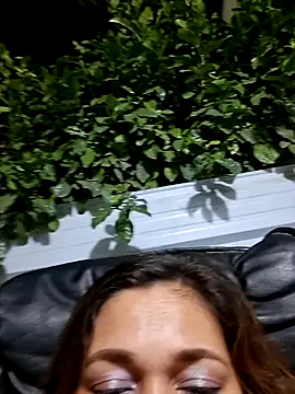 bar-mother19 online show from 3, 3, 2026