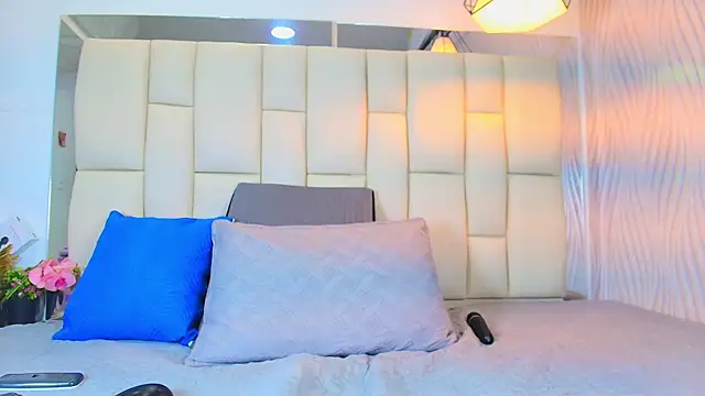 Lana Sliim online show from 20, 4, 2026