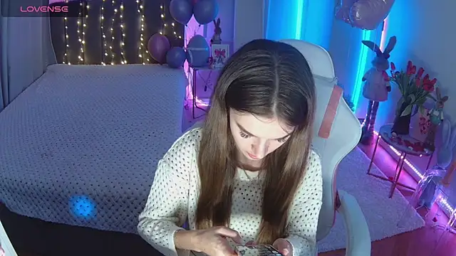 Ann Wood online show from 11, 3, 2026