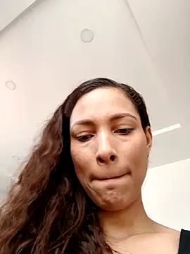 Snapshot of ScarletthSmith chatting on 4, 3, 2026 ScarletthSmith online show from 4, 3, 2026