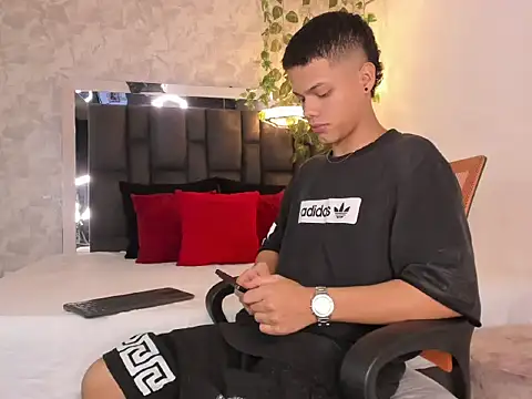 PATRIICKMILLER online show from 4, 3, 2026