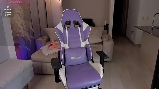 sofiawiliams online show from 6, 6, 2026