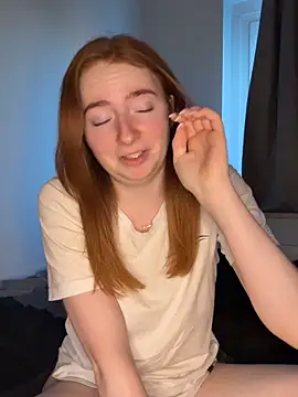 HoneyBunny18 online show from 20, 4, 2026