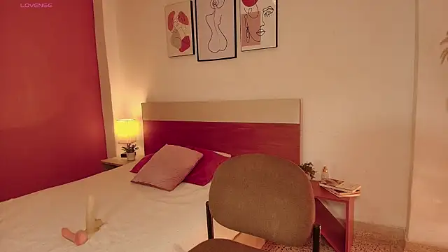 Meganlux1 online show from 12, 6, 2026