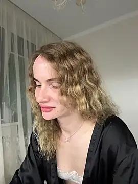 AinyrVixxen online show from 19, 4, 2026