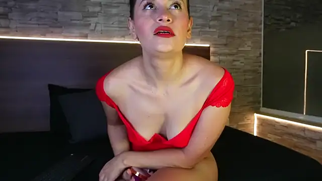 zenda Biancha online show from 21, 4, 2026