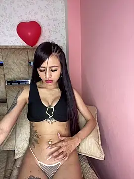 Lauraaa pink18 online show from 8, 3, 2026