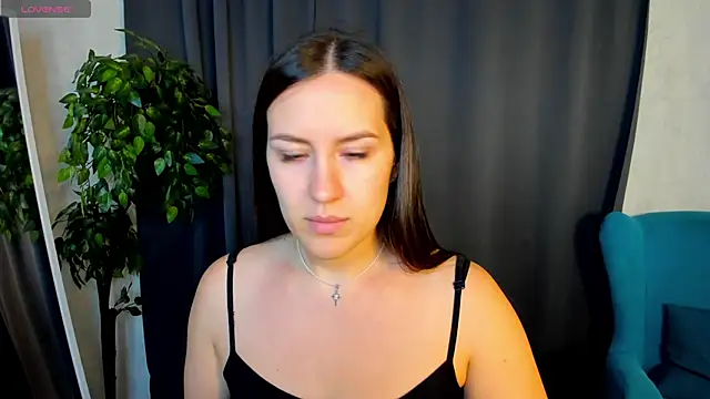 Snapshot of asti_bubbles chatting on 8, 6, 2026 asti bubbles online show from 8, 6, 2026