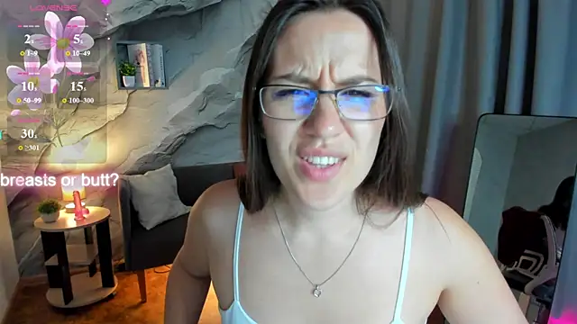 Snapshot of asti_bubbles chatting on 28, 6, 2026 asti bubbles online show from 28, 6, 2026