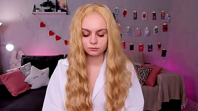 VivienAllen online show from 2, 3, 2026