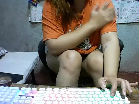 Snapshot of Radiant_smile chatting on 5, 6, 2026 Radiant smile online show from 5, 6, 2026