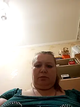 KiraStanton online show from 21, 4, 2026