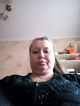 KiraStanton online show from 23, 4, 2026