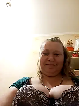 KiraStanton online show from 24, 4, 2026