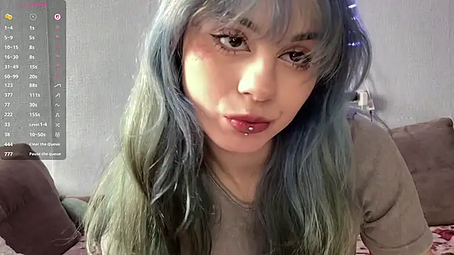 Emmibrilson online show from 21, 4, 2026